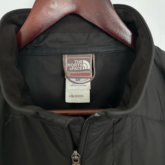 The North Face Flight Series women’s windbreaker - Women’s Small - Picture 4 of 6